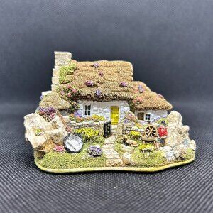 Lilliput Lane “IECHYD DA” collectible cottage